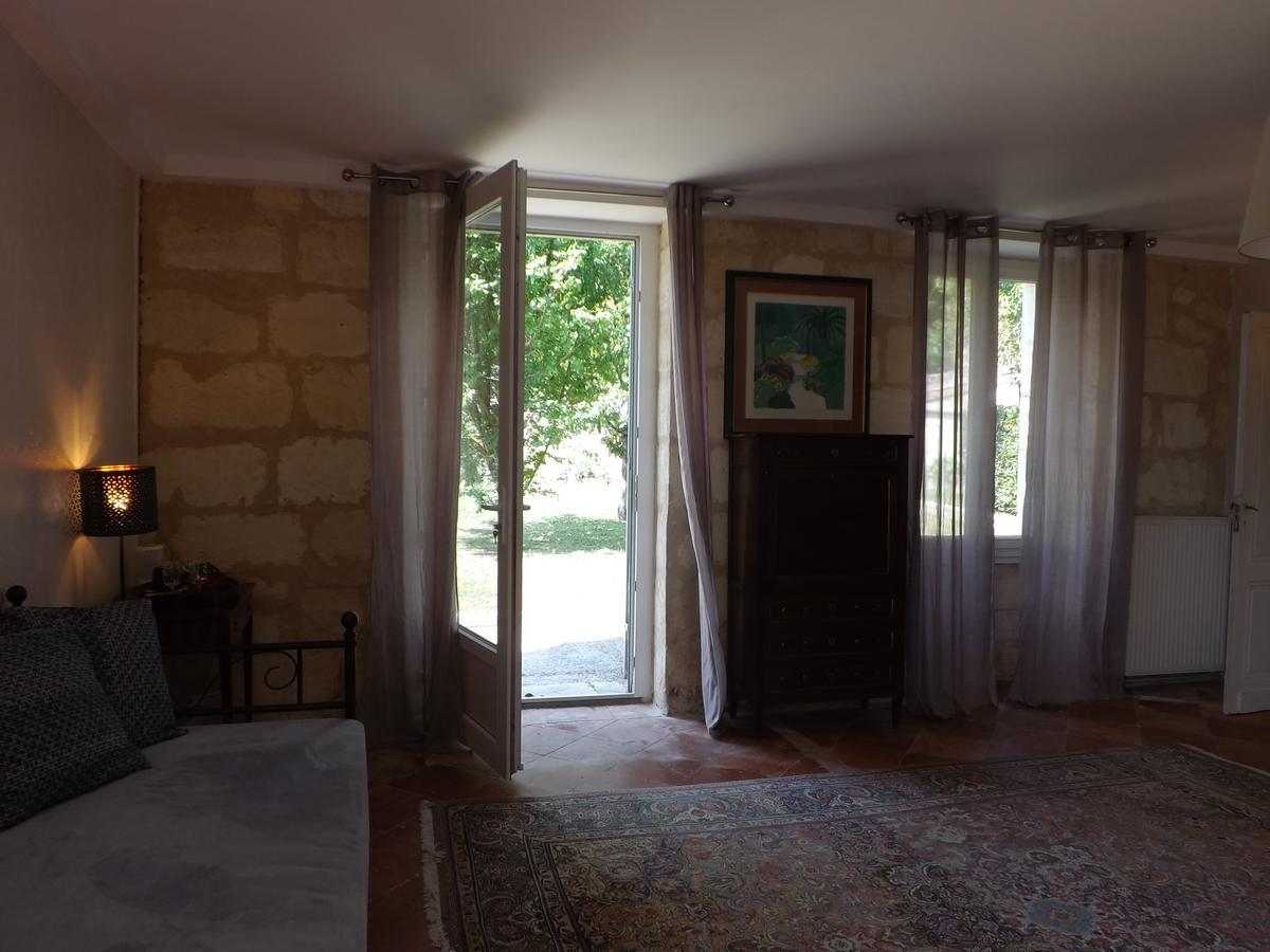 Comps  La Petite Auberge المظهر الخارجي الصورة